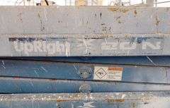 M-552  UpRight Scissor Lift