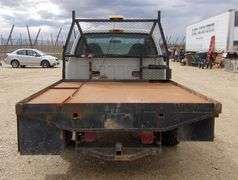 M-868 2006 Ford F-250 XL Flatbed Pickup