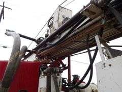 M-700 1998 Ford Louisville Truck W/Simco 7000 Well Drilling Rig