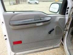 M-868 2006 Ford F-250 XL Flatbed Pickup