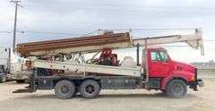 M-700 1998 Ford Louisville Truck W/Simco 7000 Well Drilling Rig