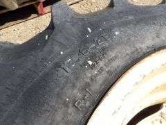 M-432 Tractor Tires & Wheels