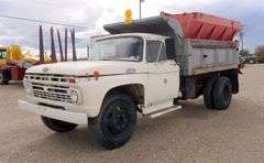M-874 1966 Ford F600 Dump Truck