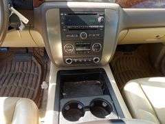 M-1138  2007 GMC Yukon SLT 4x4 SUV