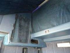 M-461  1995 Volvo GM Truck Tractor