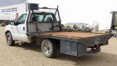 M-868 2006 Ford F-250 XL Flatbed Pickup