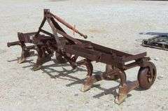 M-548  Corrugator