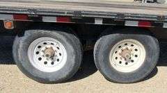 M-1260 2005 Gooseneck Flatbed Trailer