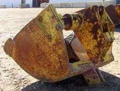 M-382  Backhoe Bucket