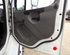M-772 2005 Freightliner Reefer Truck