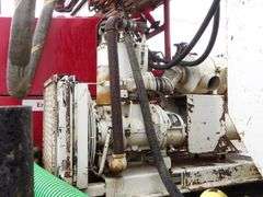 M-700 1998 Ford Louisville Truck W/Simco 7000 Well Drilling Rig