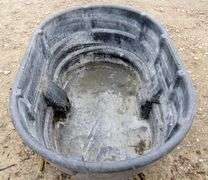 M-347  Rubbermaid Stock Tank