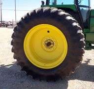 M-1252 John Deere 4955 MFWD Tractor