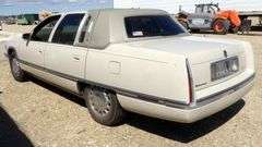 M-925  1996 Cadillac Deville