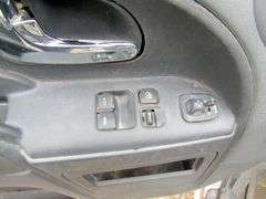 M-1058  2000 Nissan Quest SE Van