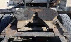 M-461  1995 Volvo GM Truck Tractor