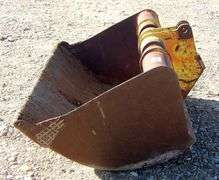 M-383  Backhoe Bucket