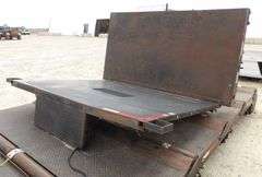 M-750 Hydraulic Flat Bed