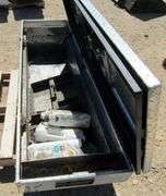 M-481  DeeZee Pickup Toolbox