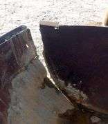 M-384  Stands / Backhoe Bucket