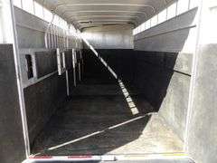 M-687  2008 Royal Competitor 4 Horse Aluminum Trailer