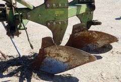 M-430 John Deere Plow