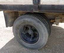 M-910  1977 Ford F600 Dump Truck