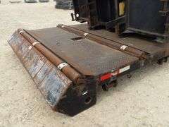 M-750 Hydraulic Flat Bed