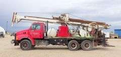 M-700 1998 Ford Louisville Truck W/Simco 7000 Well Drilling Rig