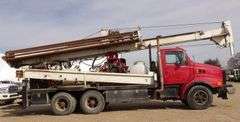 M-700 1998 Ford Louisville Truck W/Simco 7000 Well Drilling Rig
