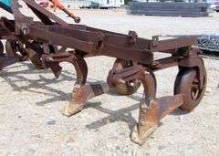 M-548  Corrugator