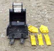 M-1075  8" Mini Excavator Dig Bucket