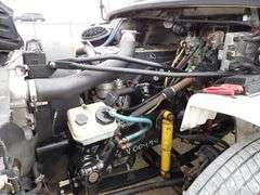 M-772 2005 Freightliner Reefer Truck