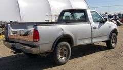 M-921  1998 Ford F-150 Pickup