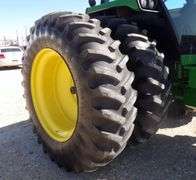 M-1252 John Deere 4955 MFWD Tractor
