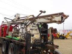 M-700 1998 Ford Louisville Truck W/Simco 7000 Well Drilling Rig