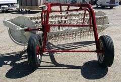 M-817 International Side Delivery Hay Rake