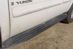 M-1138  2007 GMC Yukon SLT 4x4 SUV