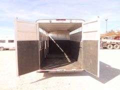 M-687  2008 Royal Competitor 4 Horse Aluminum Trailer