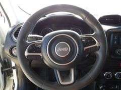 M-664 2017 Jeep Renegade