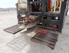 M-700 1998 Ford Louisville Truck W/Simco 7000 Well Drilling Rig