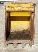 M-381  Backhoe Bucket