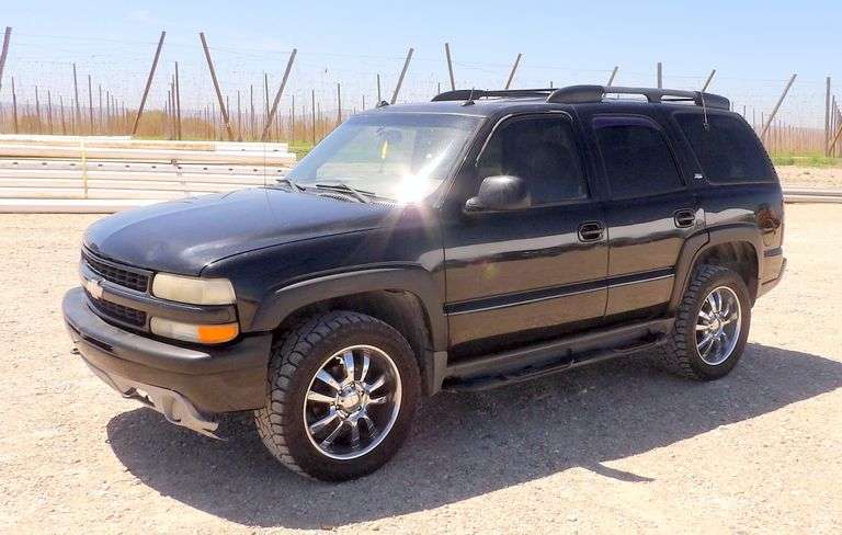 M-1452  2005 Chevy Tahoe