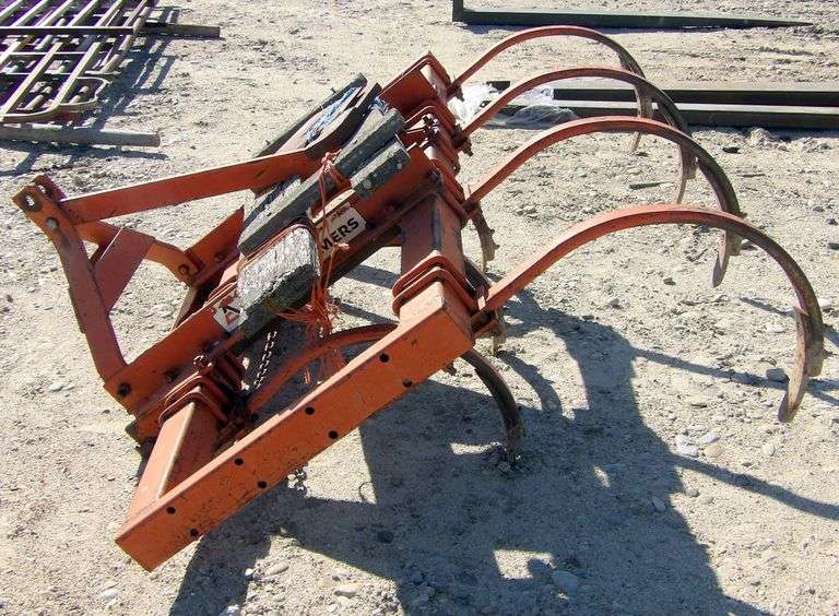 M-1404 Allis Chalmers Chisel Plow