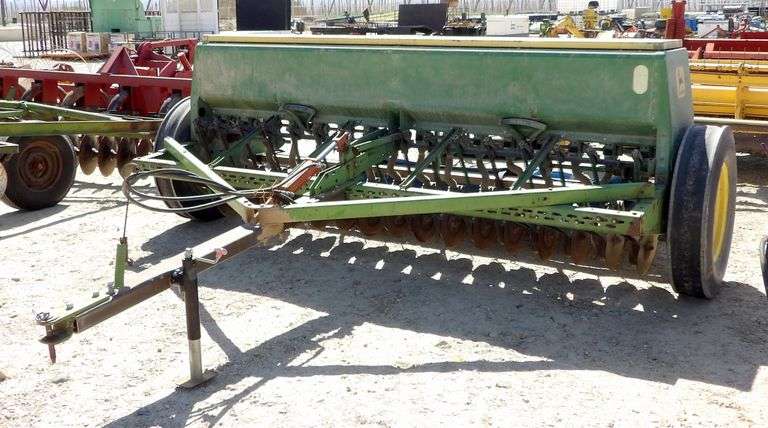 M-1474  John Deere Grain Drill