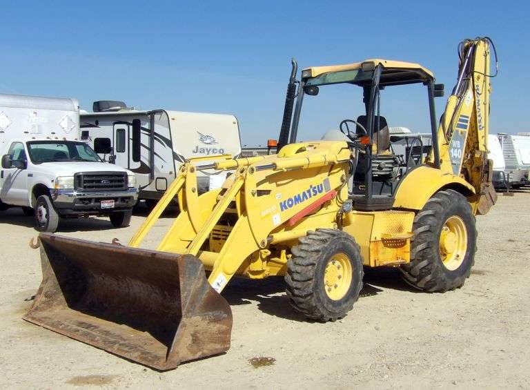 M-1395 Komatsu 140WB Backhoe