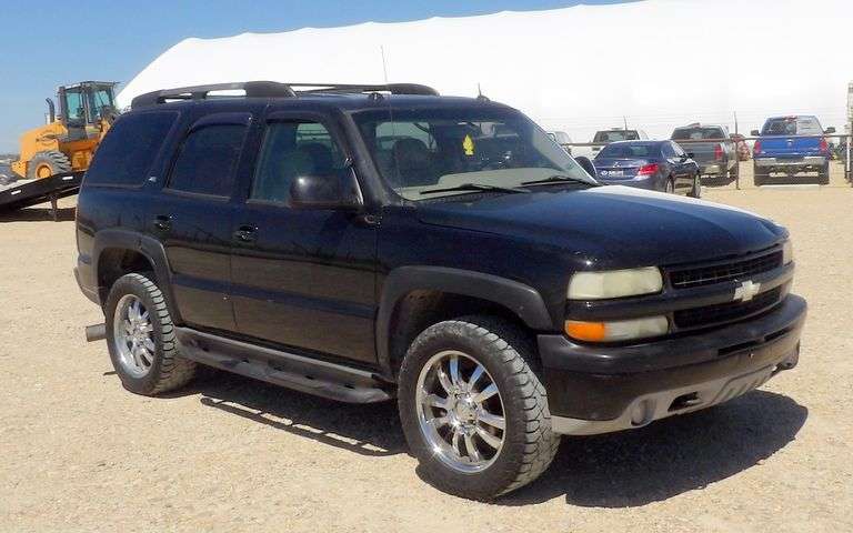 M-1452  2005 Chevy Tahoe
