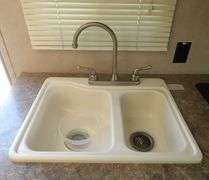 M-1382  2017 Coleman Lantern Edition Travel Trailer