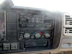 M-1539 1998 Chevy Tahoe