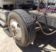 M-1504 1999 International Eagle 9300 Truck Tractor